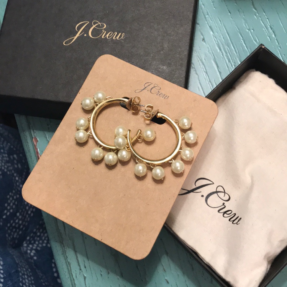 ✨NWT✨ J Crew Pearl Hoop Earrings